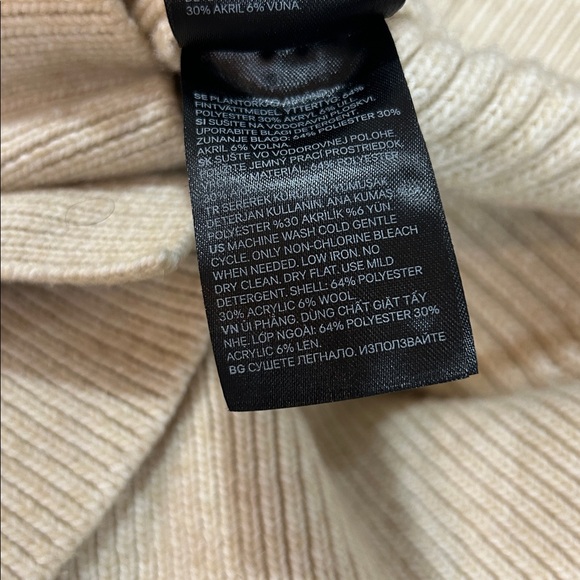 H&M Beige Button-Up Cardigan - Picture 5 of 5